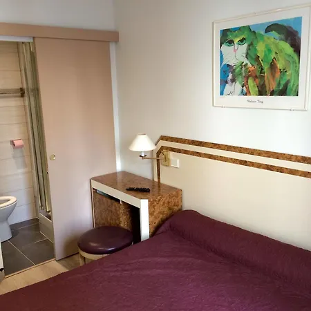 Otel Azur Montmartre