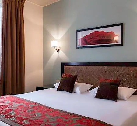 Hotel Etoile Saint Ferdinand By Happyculture Paris