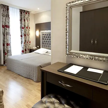 Riviera Hotel