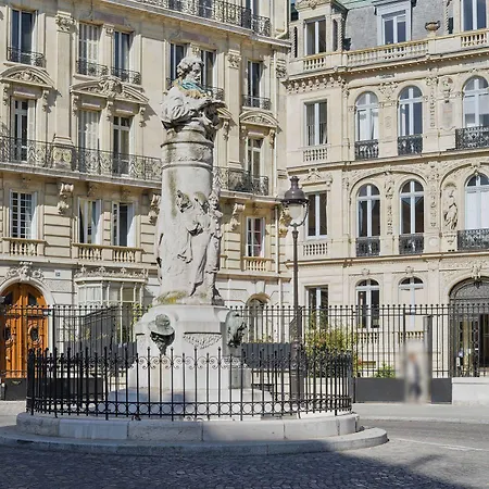 Lorette - Astotel 3* Paris