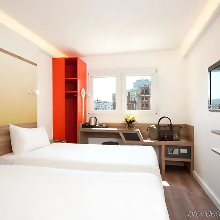 Median Porte De Versailles Hotel 3*