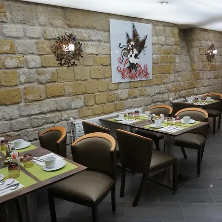Отель Elysa-luxembourg 3*
