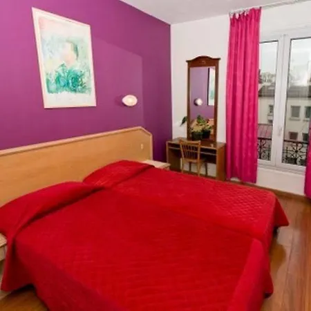 Hotel Ibis Styles Nation Cours De Vincennes 3*