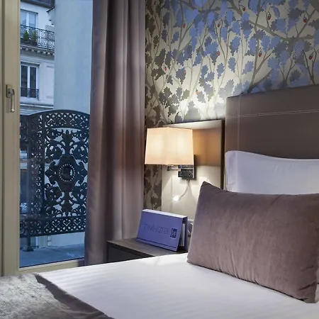 Timhotel Opéra Blanche Fontaine 4*