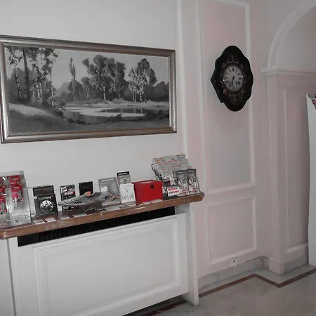 Hotel Serotel Lutece 4*