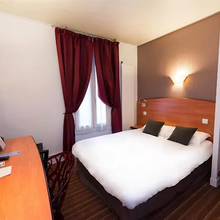 Kyriad 13 - Italie Gobelins Hotel 3*
