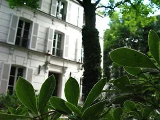 Particulier Montmartre 4* Paryż