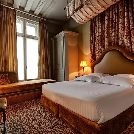 Hotel Odéon Saint Germain 4*