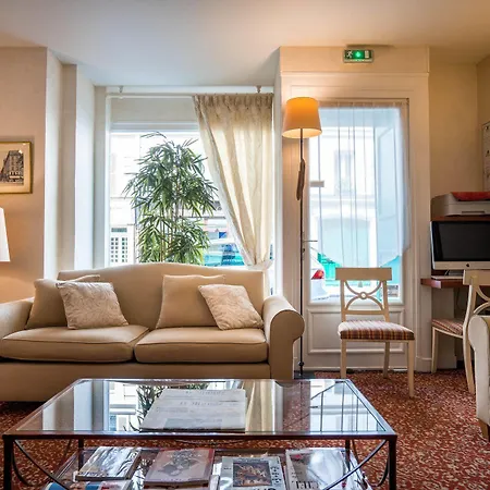 Delambre Hotel