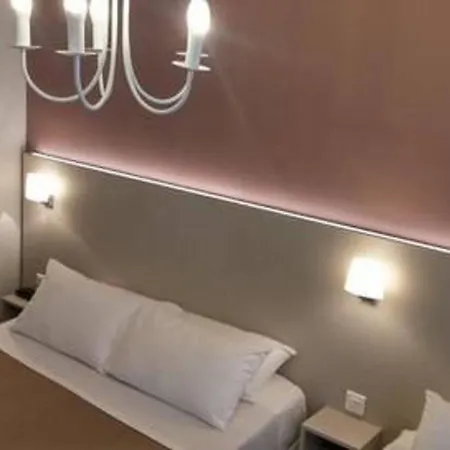 Modern Hotel 2*