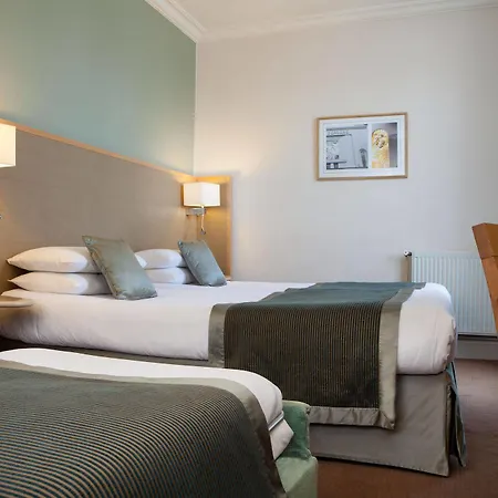 Hotel Leonardo Boutique Opera 4*