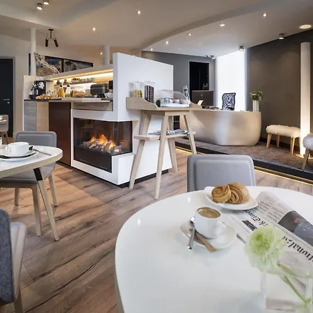 Max Hotel Paris
