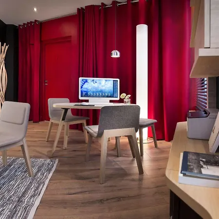 Max Hotel Paris