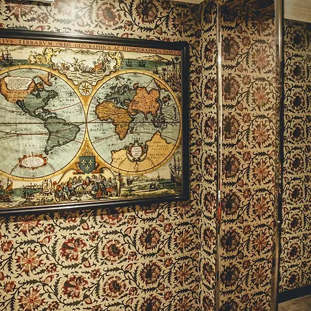 Hotel Du Continent