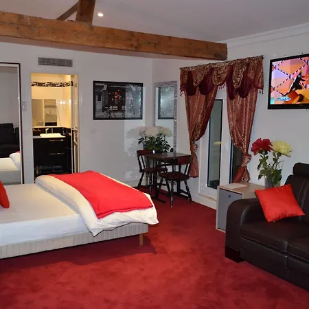Regina Montmartre מלון 3*