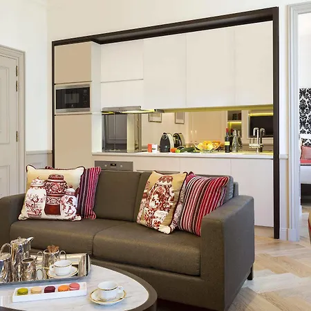 Hotel La Clef Tour Eiffel By The Crest Collection