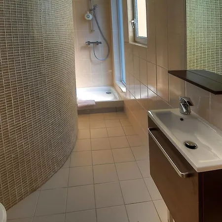 Tilde 3* Paris