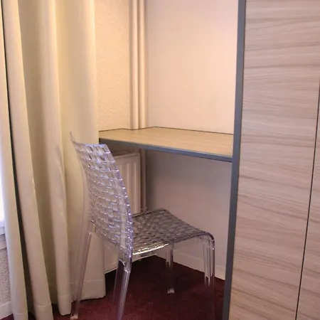 Hotel Des 3 Collèges 3*