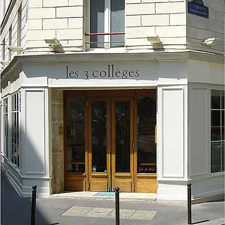 Hotel Des 3 Collèges 3*