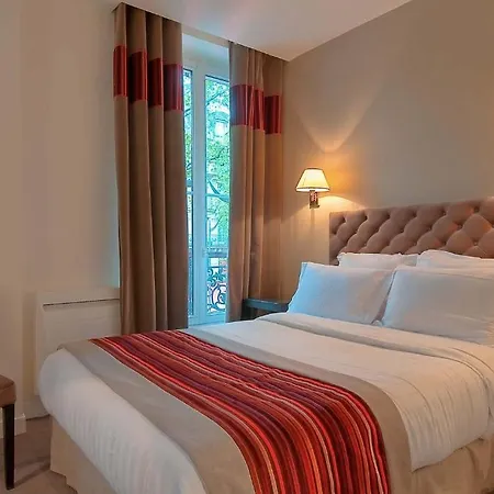Cluny Square 3* Paris