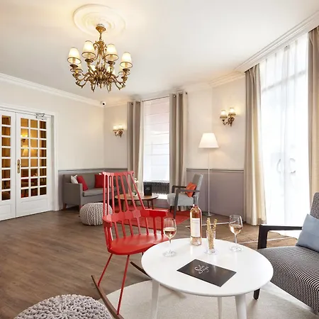 De Sévigné Hotel Paris