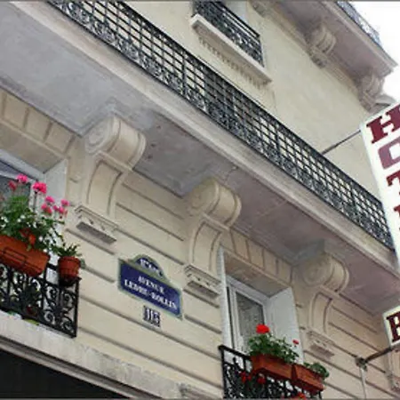 Hotel Baudin 2*