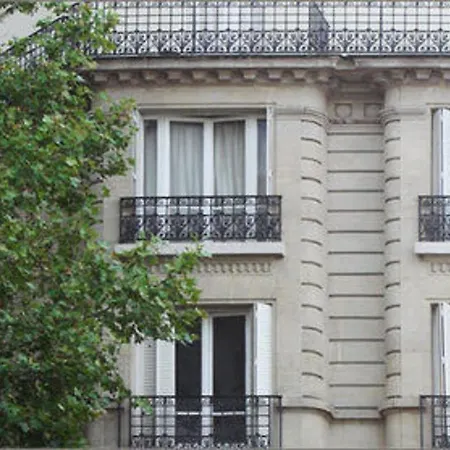 Hotel Baudin 2*