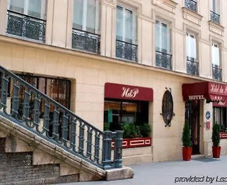 Du Pre Hotel 3*