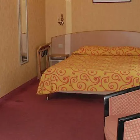Transcontinental Hotell