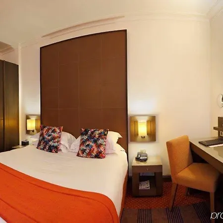 Westside Arc De Triomphe 4*