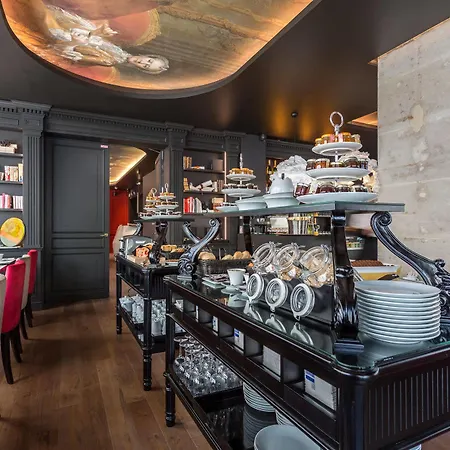 La Comtesse Hotel Paris