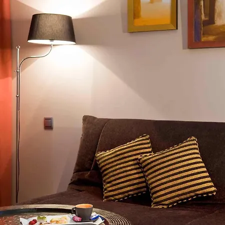 Mercure Paris La Defense Grande Arche Hotel 4*