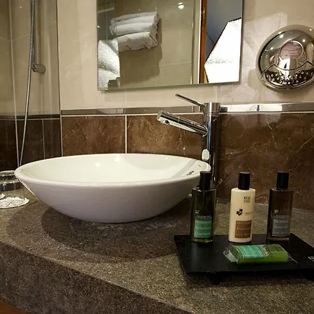 Oratio Hotel