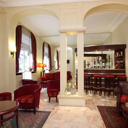 Relais Du Pre Paris