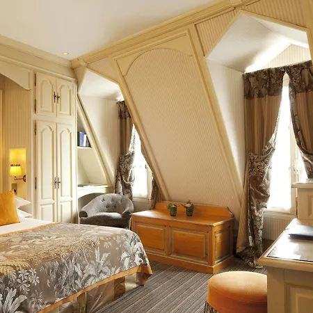 Au Manoir Saint Germain Paris