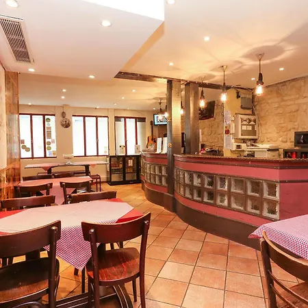 Le Village Montmartre By Hiphophostels Auberge de jeunesse Paris