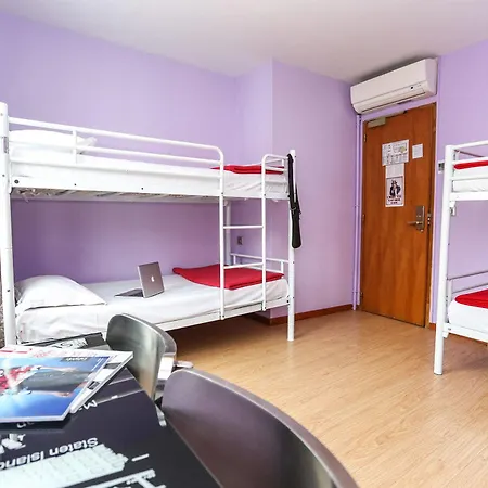 Le Village Montmartre By Hiphophostels Auberge de jeunesse Paris