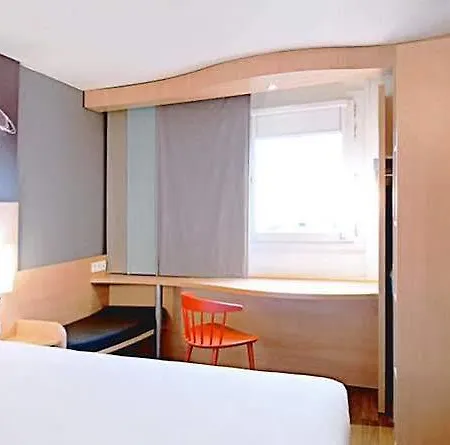 Ibis Daumesnil Porte Doree Paris