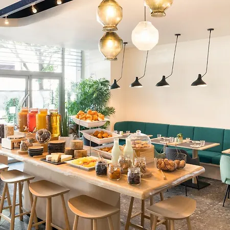 Hotel Novotel Centre Gare Montparnasse Paris