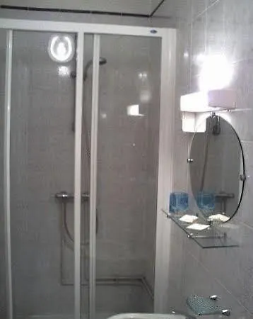 Hotell Le Mediterraneen 3*