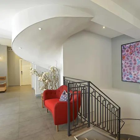 Hotel Le Mareuil Paris