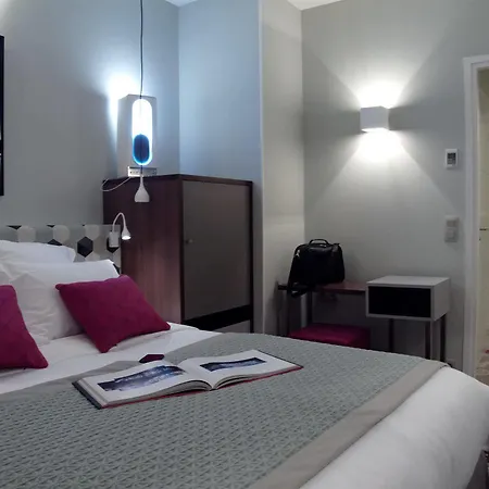 Hotel Le Mareuil Paris