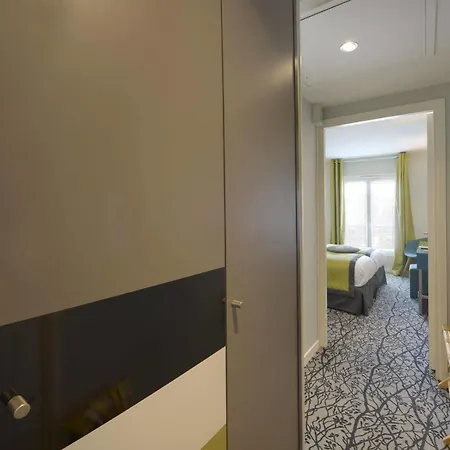 Le Mareuil Hotel 4*