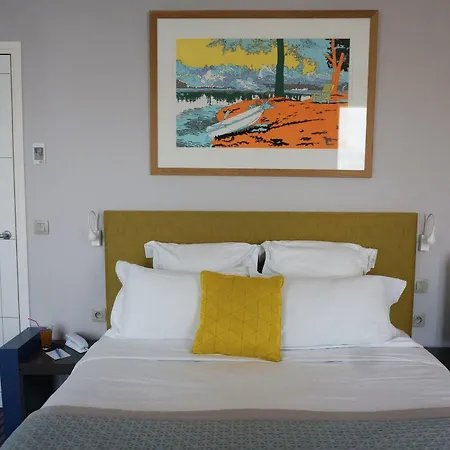 Le Mareuil Hotel 4*