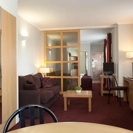 Hotel La Du Roy Champs Elysees 4*