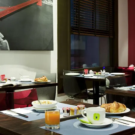 Apartahotel Adagio La Défense Esplanade 4*