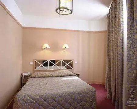 Opera Lafayette Hotel
