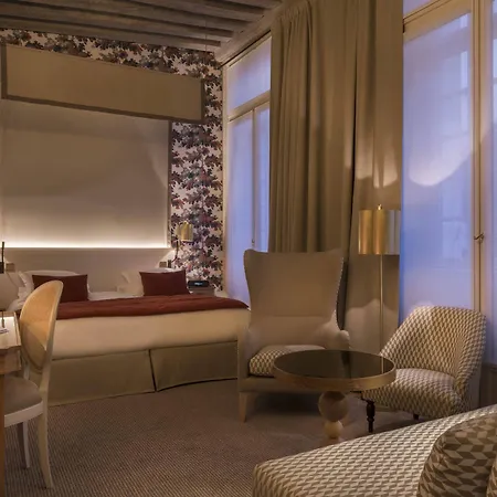 D'aubusson Hotel