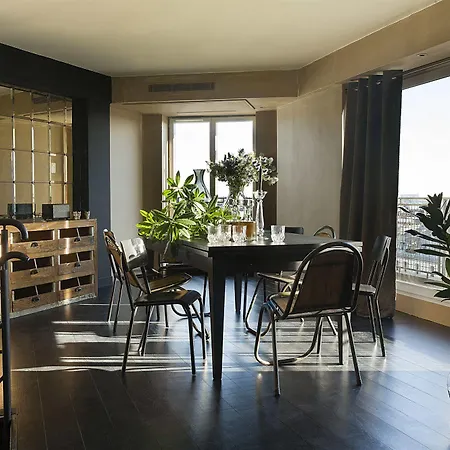 Le Noir 4*