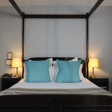 California Hotel 4*